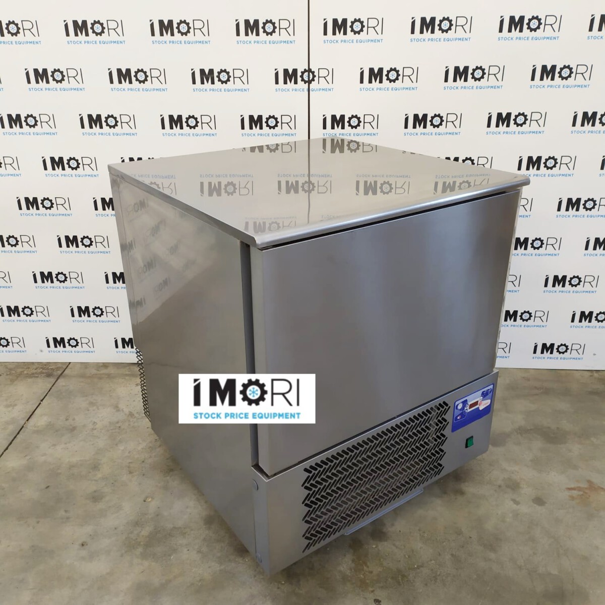 Abbattitore di temperatura usato Tecnodom mod. AT05 aria