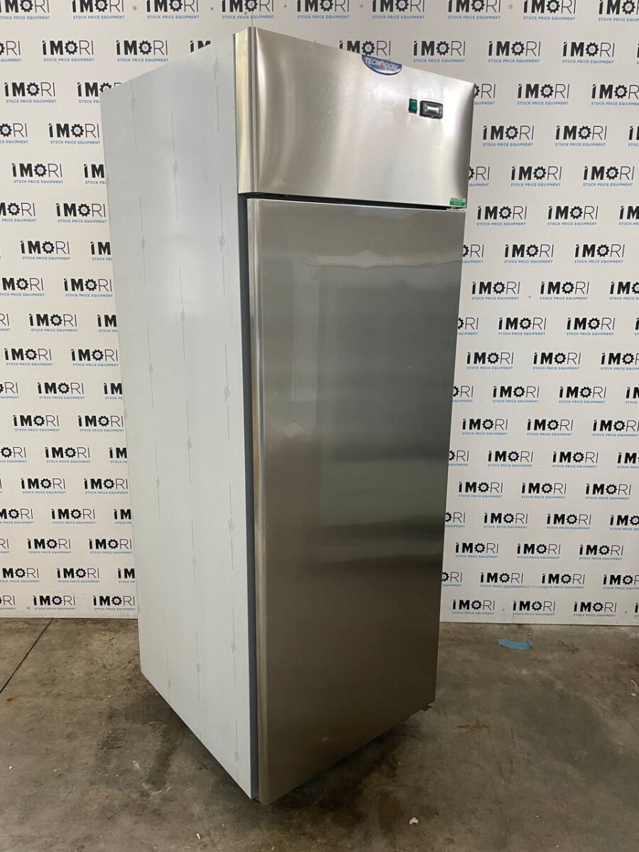 Armadio refrigerato tecnodom 700 tn rv