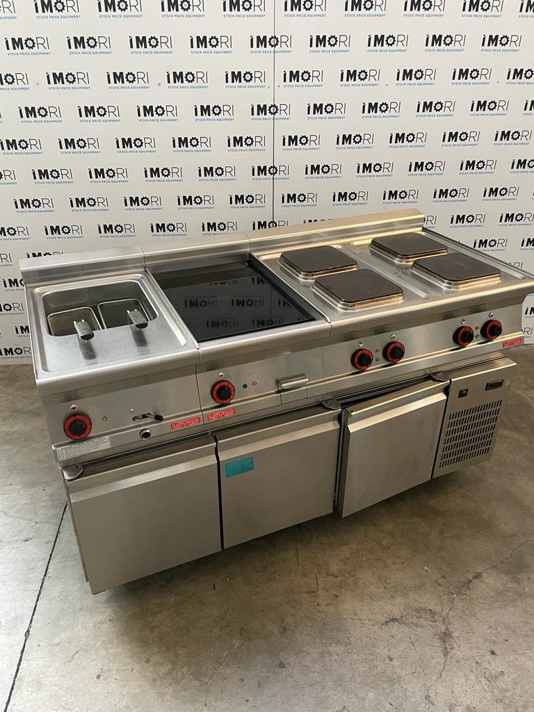Cucina lotus con bollitore e base refrigerata
