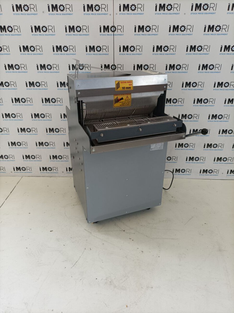 Taglierina semiautomatica bsm o8 ggm gastro USATO