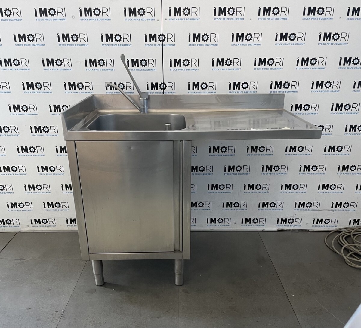 Lavello con vasca inox e sgocciolatoio a destra usato