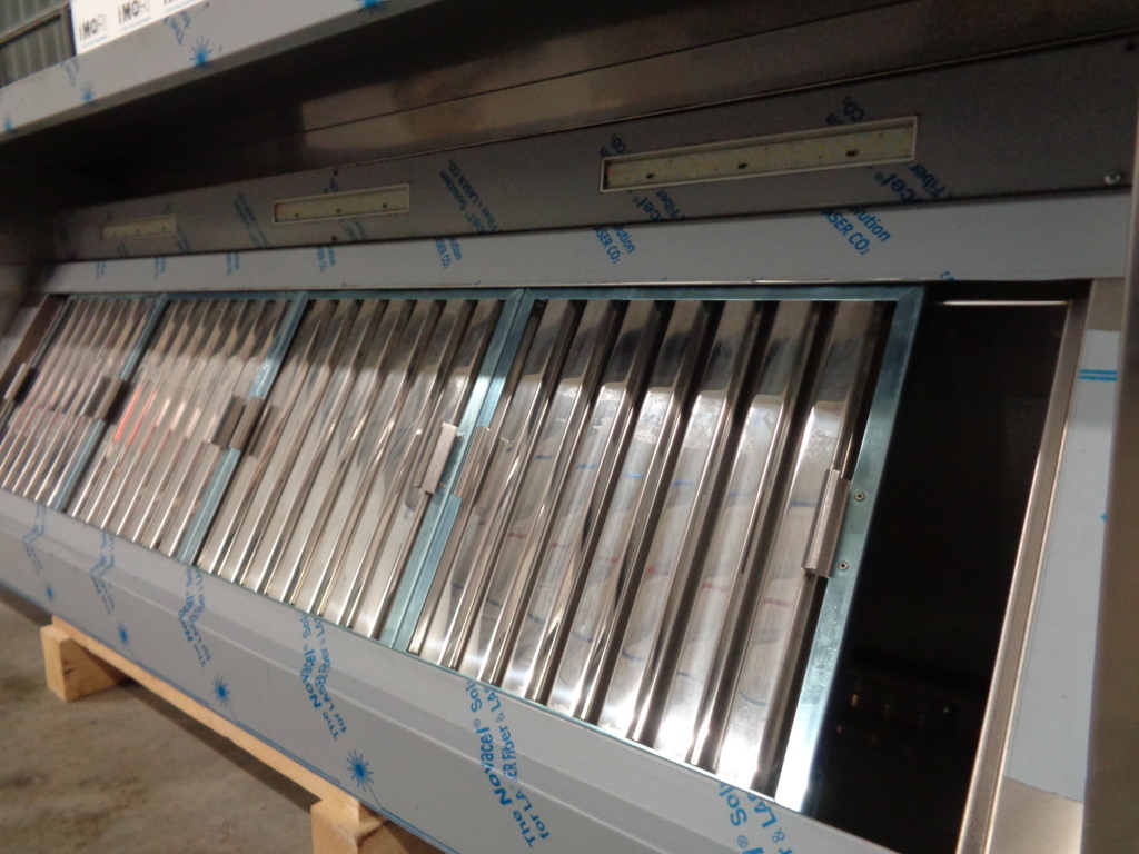 Cappa aspirazione nuova a parete professionale in acciaio inox con luci led 200x70x45h