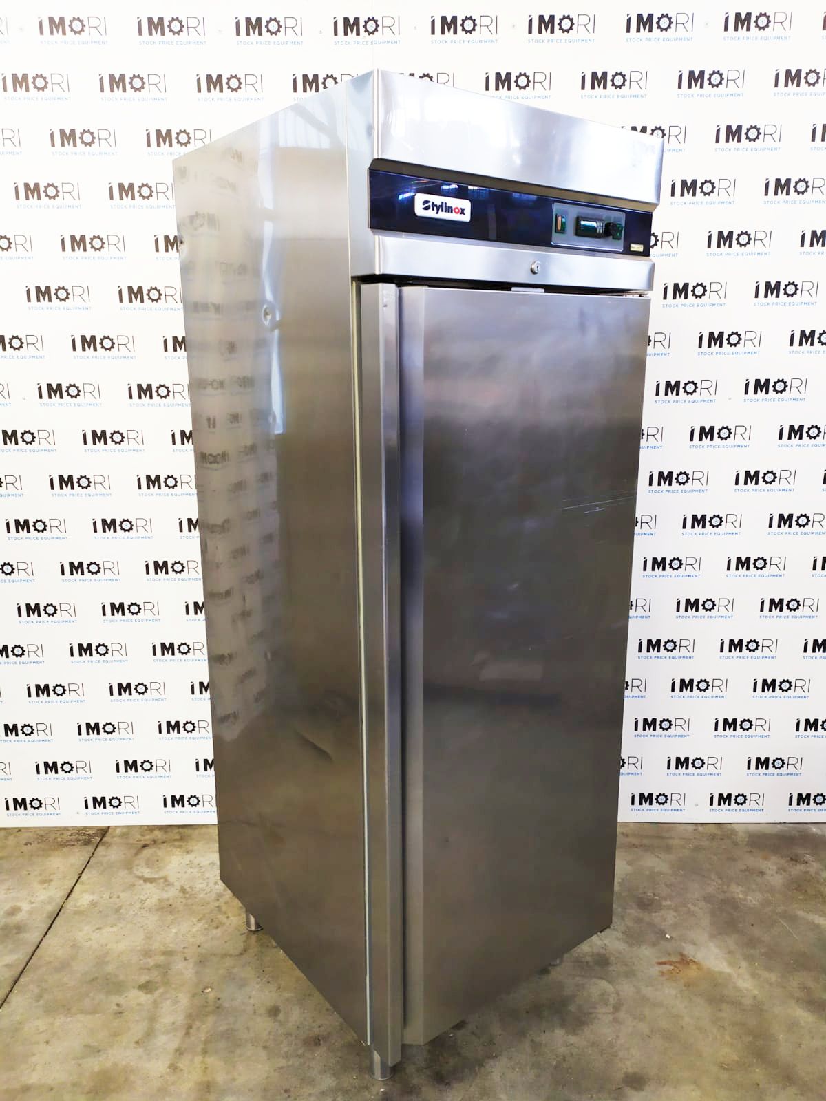 Armadio refrigerato usato stylinox tn rv
